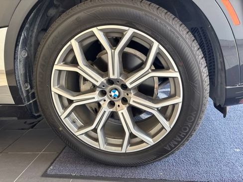 Used 2020 BMW X7 xDrive40i w/ Cold Weather Package AWD/4WD image 7