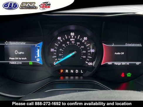 Used 2020 Ford Fusion SE image 21
