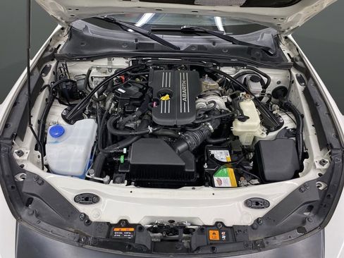 Used 2020 FIAT 124 Spider Abarth w/ Convenience Group image 52