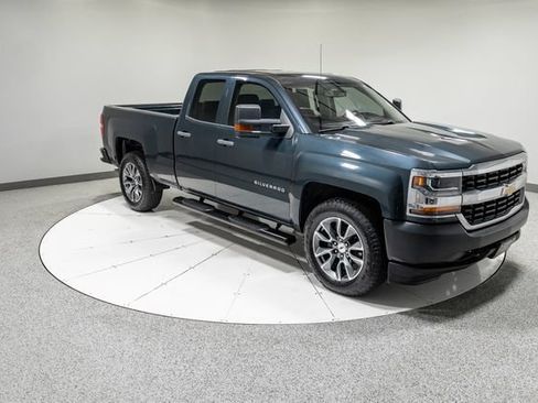 Used 2017 Chevrolet Silverado 1500 W/T AWD/4WD image 26