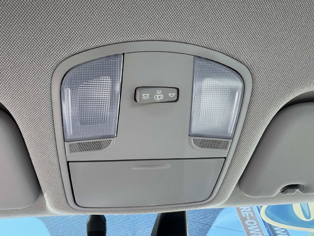 Used 2020 Hyundai Elantra SEL w/ Cargo Package (C1) FWD image 31