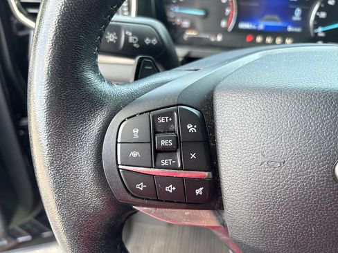 Used 2020 Ford Explorer Limited RWD image 18