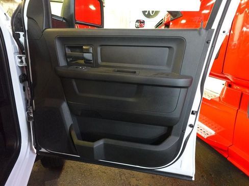 New 2026 RAM 5500 Tradesman AWD/4WD image 27