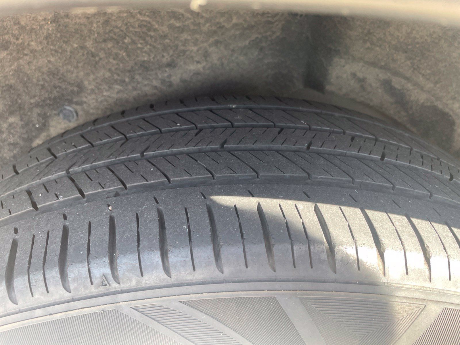 Used 2016 Nissan Rogue SV FWD image 34