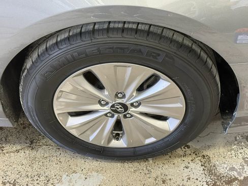Used 2018 Hyundai Sonata SE FWD image 43