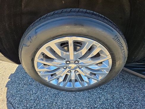 Used 2023 Chevrolet Tahoe High Country AWD/4WD image 41