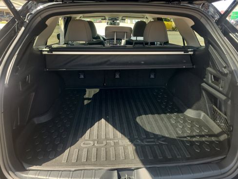 Used 2024 Subaru Outback Premium image 10