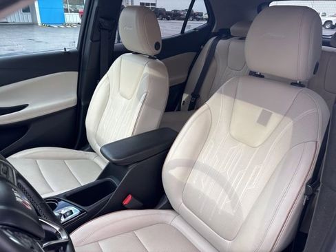 Used 2024 Buick Encore GX Avenir w/ Avenir Technology Package image 11
