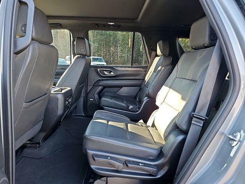 Used 2023 Chevrolet Tahoe LT w/ LT Signature Plus Package image 9