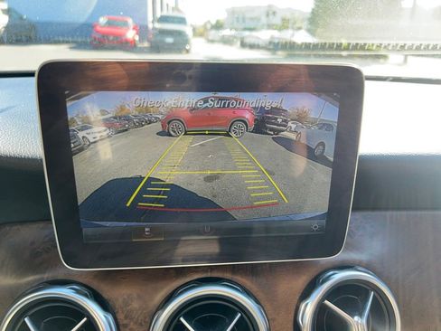 Used 2019 Mercedes-Benz GLA 250 4MATIC image 26