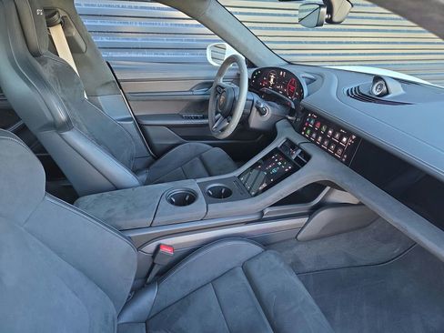 Certified 2024 Porsche Taycan GTS AWD/4WD image 18