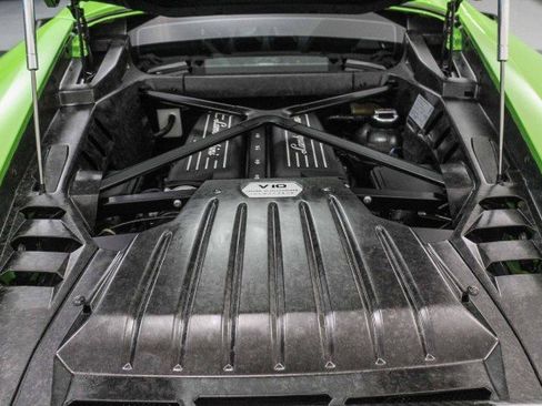 Used 2015 Lamborghini Huracan LP 610-4 image 39