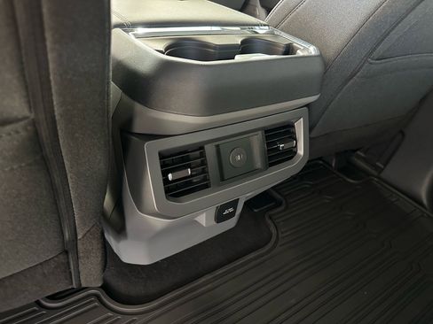 New 2026 Ford F250 XLT w/ XLT Premium Package AWD/4WD image 31
