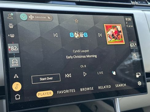 Used 2024 Land Rover Range Rover Long Wheelbase Autobiography image 20