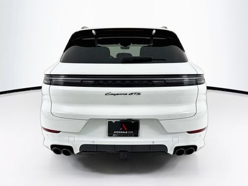 Certified 2025 Porsche Cayenne GTS w/ Premium Package Plus AWD/4WD image 10
