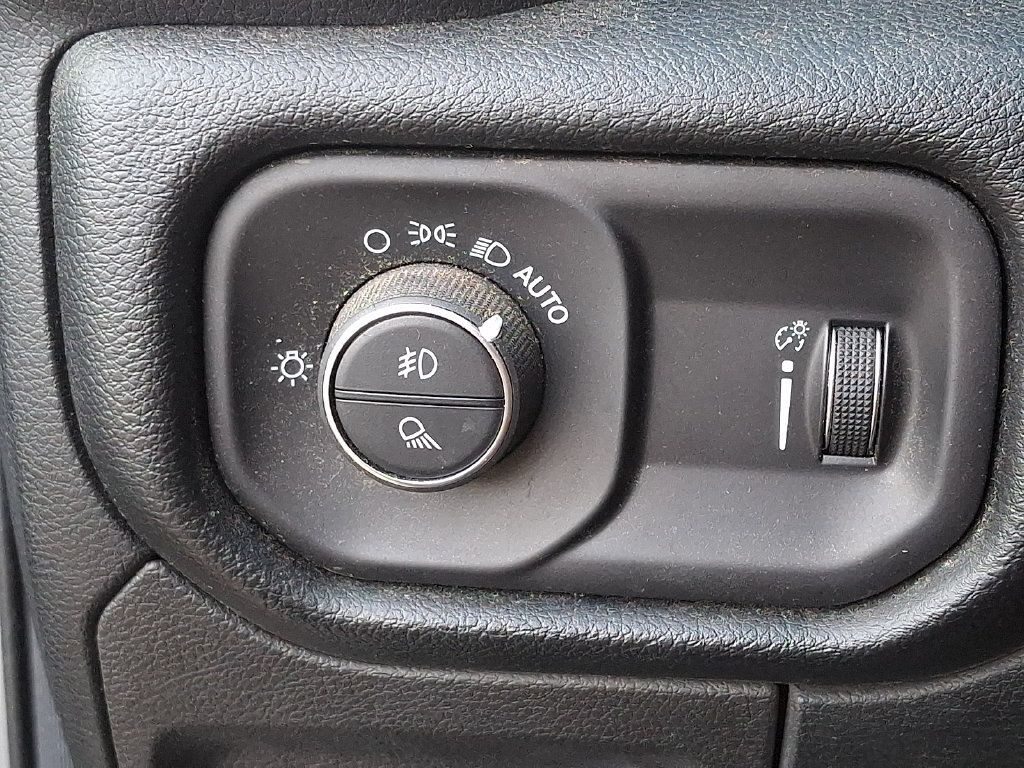 Used 2020 RAM 1500 Big Horn AWD/4WD image 24