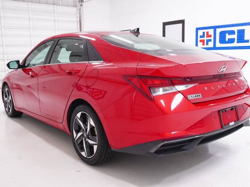 Used 2023 Hyundai Elantra Limited FWD image 29