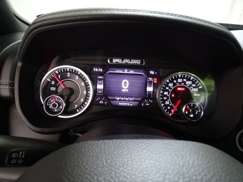 Used 2022 RAM 1500 Laramie AWD/4WD image 18