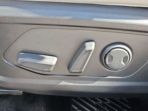 Used 2024 Hyundai Tucson Limited image 18