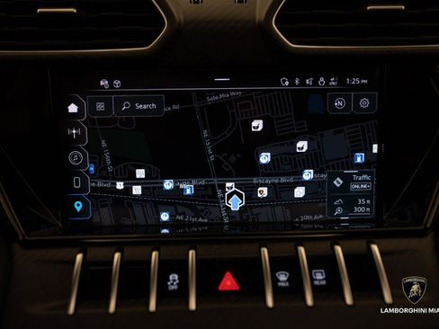 Used 2024 Lamborghini Urus Performante image 71