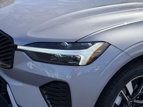 New 2026 Volvo XC60 B5 Core w/ Protection Package image 7
