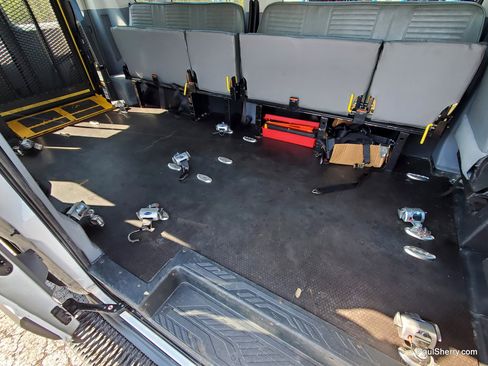 Used 2016 Ford Transit 350 XL RWD image 27