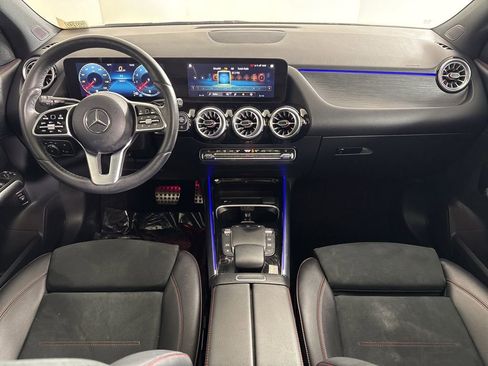 Used 2023 Mercedes-Benz GLA 250 4MATIC image 13
