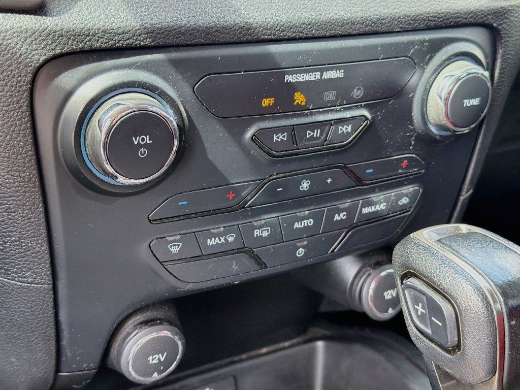Used 2019 Ford Ranger XLT w/ Equipment Group 301A Mid AWD/4WD image 17