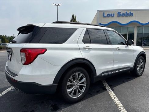 Used 2022 Ford Explorer XLT w/ Equipment Group 202A RWD image 5