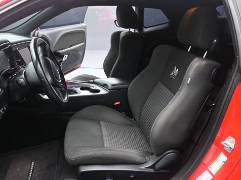 Used 2017 Dodge Challenger R/T Scat Pack image 11