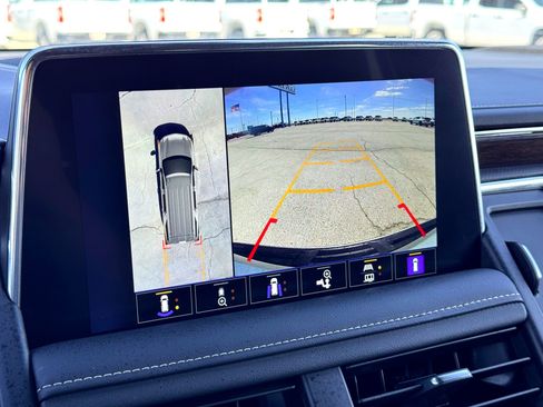 Used 2024 Chevrolet Tahoe Premier image 31