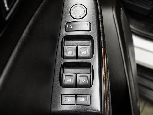 Used 2018 Chevrolet Tahoe LS RWD image 30