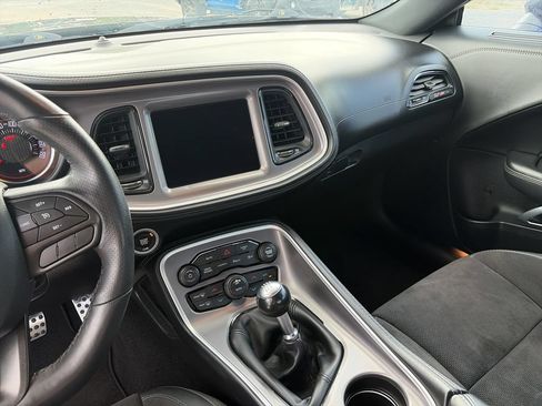 Used 2022 Dodge Challenger R/T Scat Pack RWD image 16