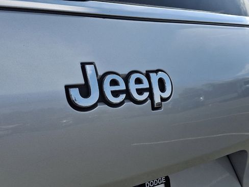 Used 2022 Jeep Grand Cherokee L Overland image 24