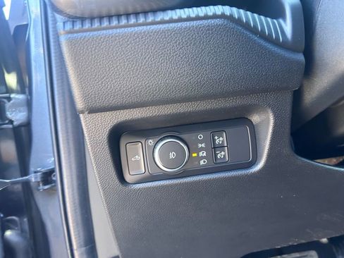 New 2025 Ford Ranger XLT w/ Equipment Group 301A High AWD/4WD image 15