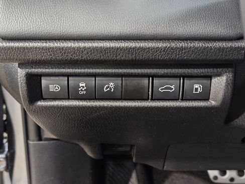 Used 2025 Toyota Camry XSE FWD image 26