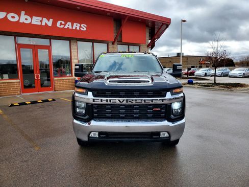 Used 2020 Chevrolet Silverado 2500 LT w/ Convenience Package image 2