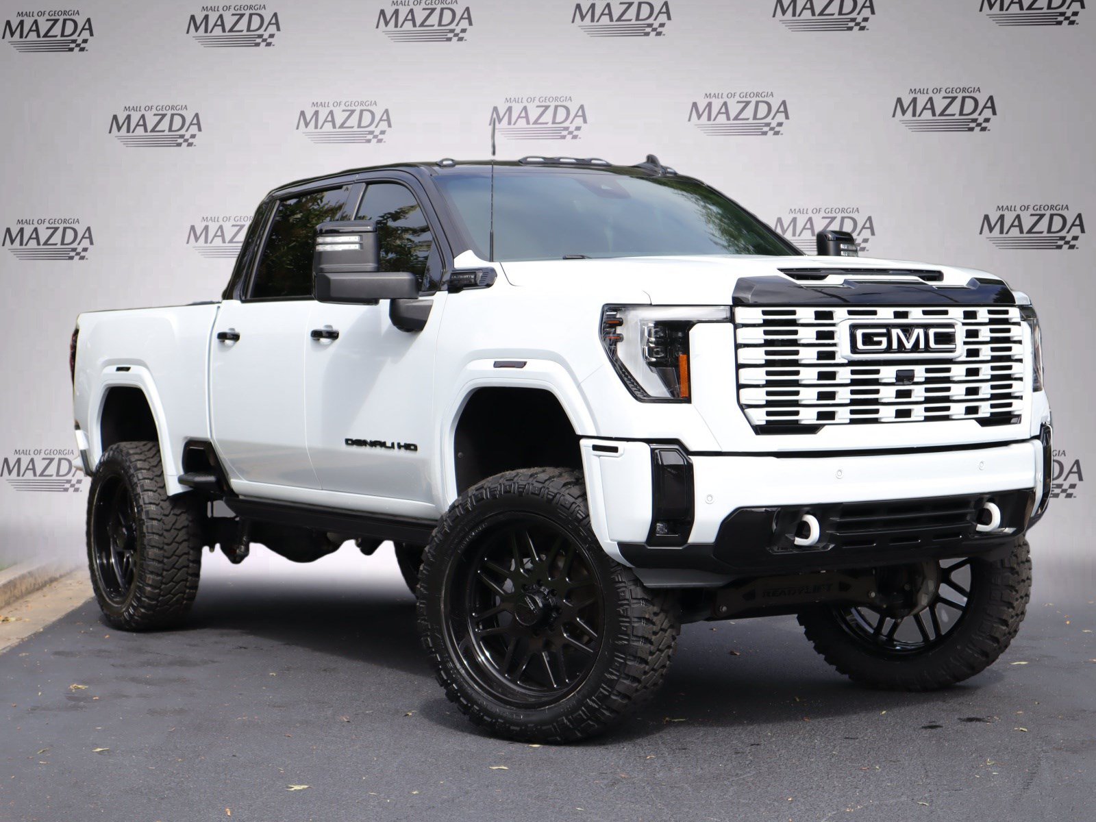 Used 2026 GMC Sierra 2500 Denali Ultimate AWD/4WD image 2