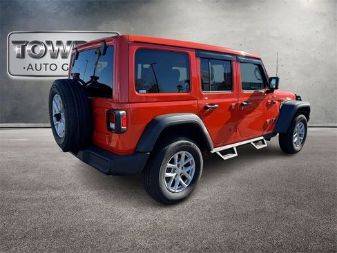 Used 2023 Jeep Wrangler Sport S w/ Sun And Sound Package image 4
