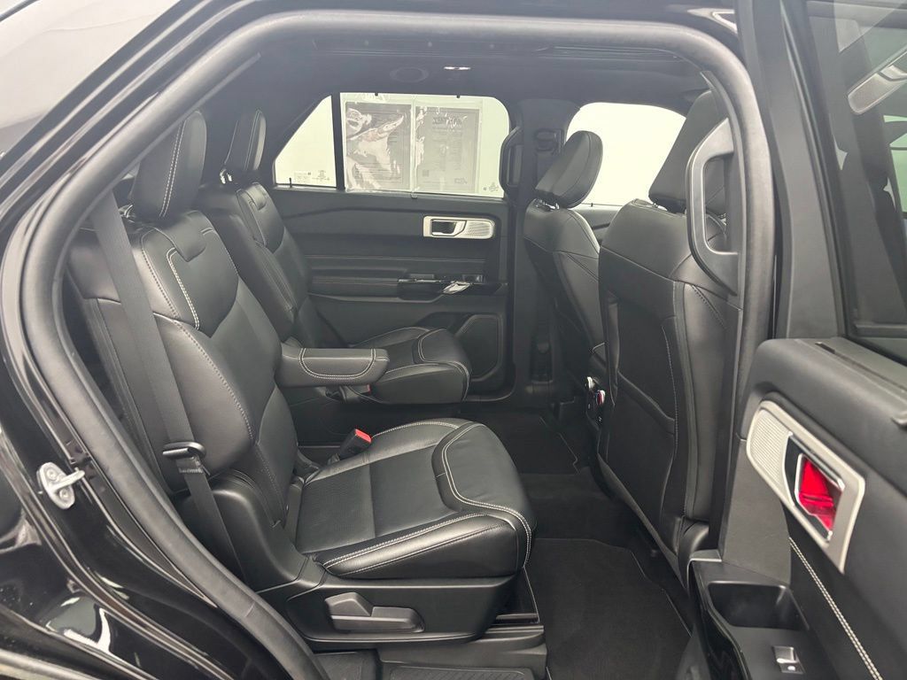 Used 2023 Ford Explorer ST w/ Equipment Group 401A AWD/4WD image 45