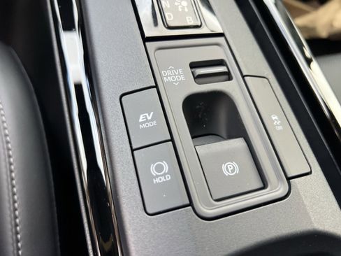 New 2026 Toyota Prius XLE image 24