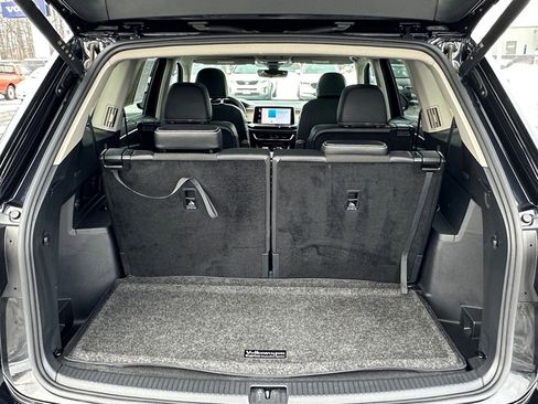 Used 2024 Volkswagen Atlas SE w/ Panoramic Sunroof Package image 25