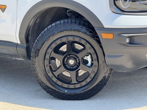 Used 2022 Ford Bronco Sport Badlands image 4