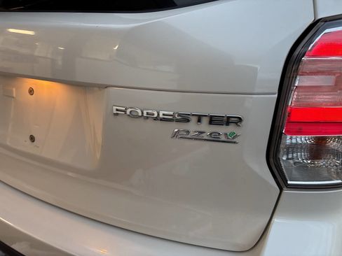 Used 2017 Subaru Forester 2.5i Premium image 36