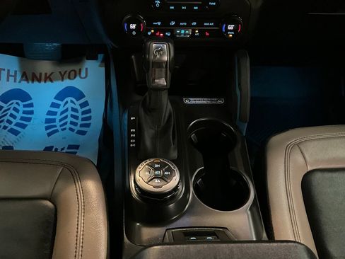 Used 2023 Ford Bronco Wildtrak image 10