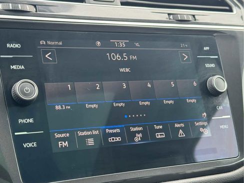 Certified 2024 Volkswagen Tiguan SE image 42