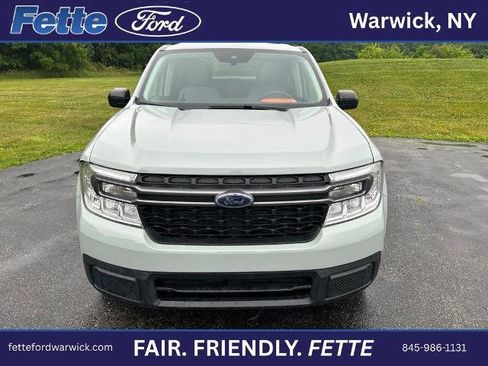 Certified 2022 Ford Maverick XLT FWD image 3