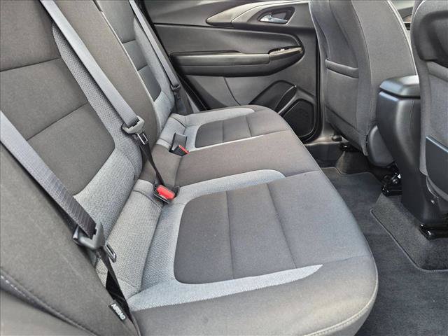 Used 2023 Chevrolet TrailBlazer LT FWD image 17