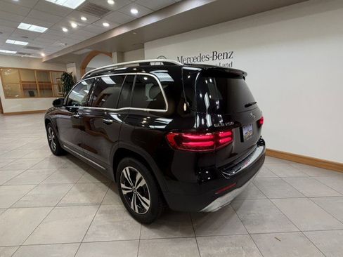 Certified 2025 Mercedes-Benz GLB 250 4MATIC w/ Winter Package image 3