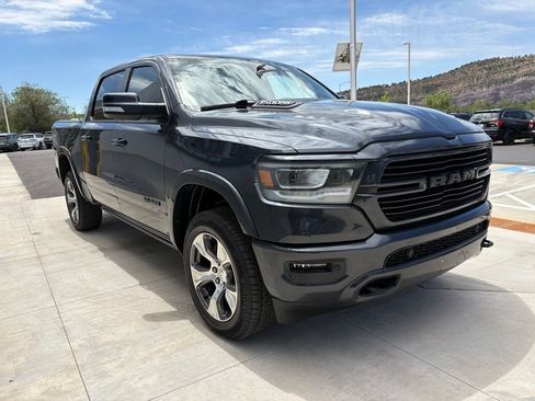 Used 2019 RAM 1500 Laramie AWD/4WD image 12
